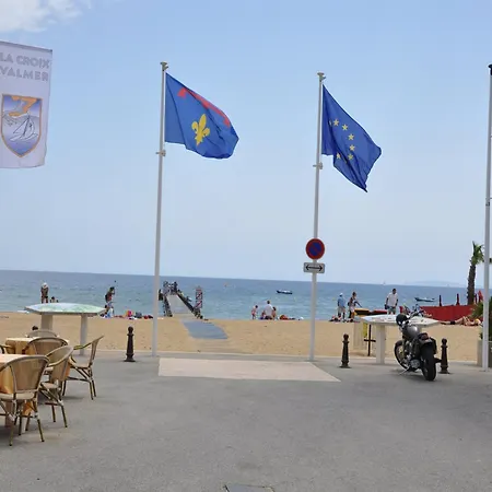 别墅 In Near The Sea 滨海卡瓦莱尔